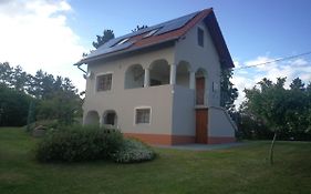Bottyahat Guesthouse